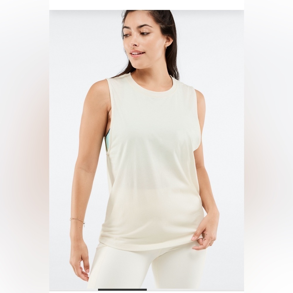 Fabletics weekend muscle tank NWT